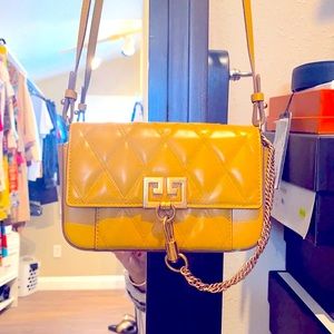 SOLD OUT GIVENCHY CROSSBODY